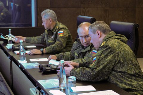 В Кремле заявили, что Путину доложили о перегруппировке войск под Харьковом