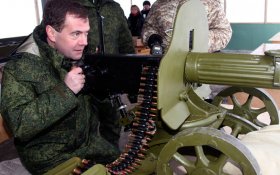 Медведев заявил, что если Россия проиграет в спецоперации на Украине, то она применит ядерное оружие
