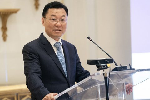 Посол КНР в Вашингтоне заявил, что его страна не собирается бросать вызов США 