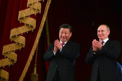 Россия и Китай провели встречу в верхах. Итог: В Москве будут жить две панды