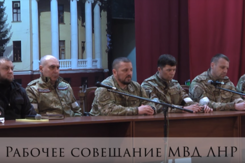 Глава МВД ЛНР Игорь Корнет сообщил, что он смог предотвратить переход республики под контроль Украины