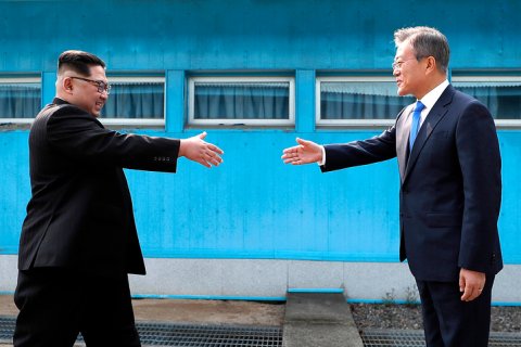 Лидеры КНДР и Южной Кореи встретились. США и Китай помогли. Россия – ни при чем