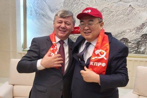 В Пекине состоялась встреча Дмитрия Новикова и Лю Цзяньчао