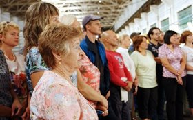 На саратовском троллейбусном заводе уволили более половины работников