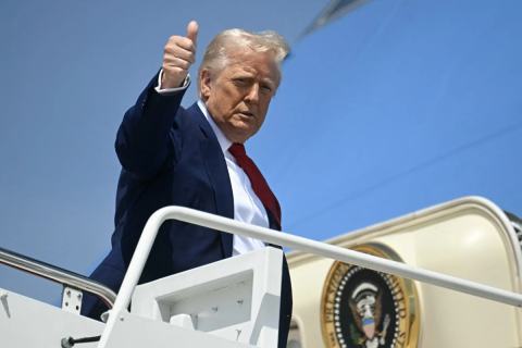 Взятка? Катар «дарит» Трампу «дворец в небе» — лайнер Boeing 747 за 400 млн долларов