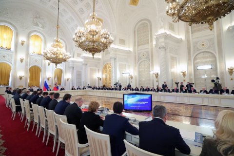 СМИ: «Губернаторопад» в России начнется уже на этой неделе