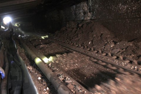 Из шахты в Кузбассе смог выбраться один выживший. Более 50 погибли