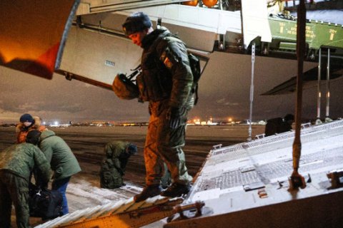 В Россию за сутки вернулись 40 самолетов с миротворцами ОДКБ из Казахстана