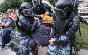 Почти 40% россиян считают приговоры по «московскому делу» политически мотивированными