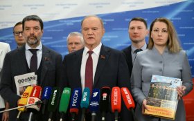 Геннадий Зюганов: Новый год потребует решения старых проблем. Брифинг КПРФ в Госдуме (23.12.2025)