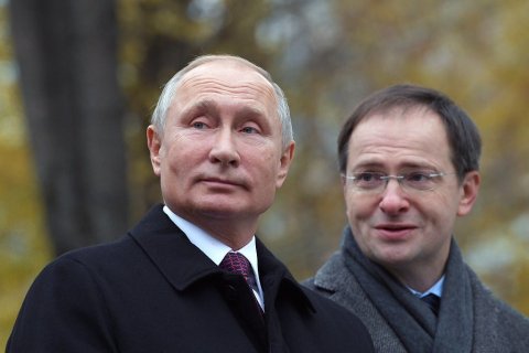 Путин и Трамп не поехали на переговоры по Украине в Стамбул. А кто поехал?