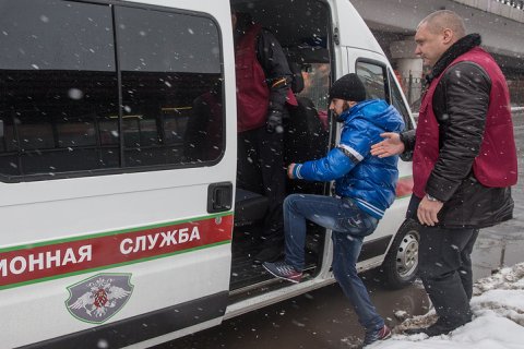 Глава МВД России: приток мигрантов в Россию увеличивается