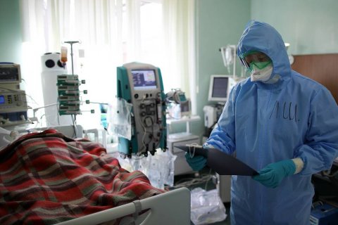 Количество зараженных коронавирусом в России достигло 326 тысяч человек