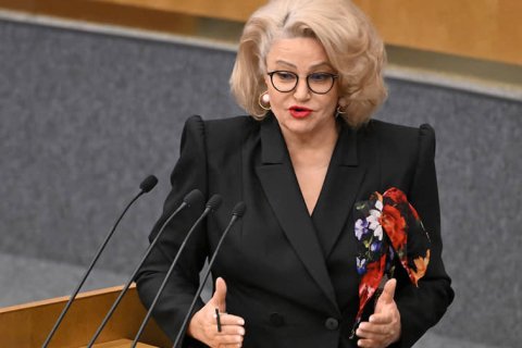 Нина Останина с трибуны Госдумы призвала защитить детей от агрессивных животных 
