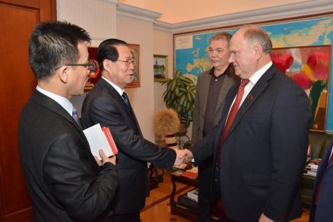 Геннадий Зюганов встретился с послом КНДР