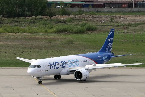ОАК снизила показатель дальности полета самолета МС-21 с 5 100 км до 3 800 км