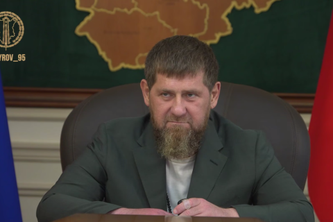 Кадыров опроверг слухи о его смертельной болезни: Непосещение совещаний не означает смерть