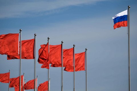 МИД КНР заверил, что отношения с РФ будут развиваться, несмотря на клевету Запада