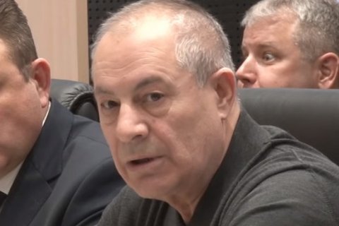 Депутат-единоросс назвал граждан России, получающих пенсию в размере 8 тысяч рублей, «тунеядцами» и «алкашами»