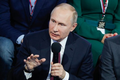 Путин: Обвиненные во вмешательстве в выборы в США россияне не действовали от лица властей