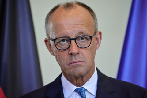 Служба внешней разведки: Мерц с детства одержим идеей реванша за разгром нацистской Германии