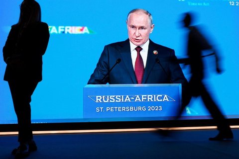 Путин: Все проблемы должны решаться в ходе переговоров, но с нами отказываются говорить