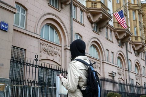 Посольство США заявило о послаблениях со стороны российских властей