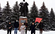 В День памяти Ленина цветы к монументам вождя несли по всей России