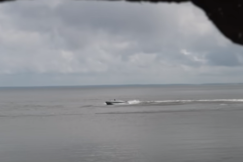 Минобороны РФ сообщило, что украинские надводные беспилотники атаковали российские транспортные суда, следовавшие к Босфору