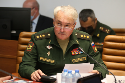 Глава комитета Госдумы по обороне, генерал-полковник Картаполов обвинил Минобороны в отсутствии реакции на критику