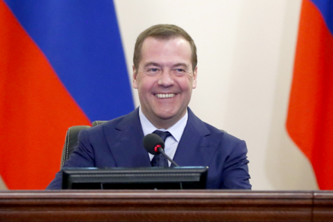 Путин на день рождения Медведева подарил ему орден «За заслуги перед Отечеством»
