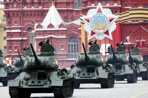 В Кремле назвали чушью публикации о планах объявить 9 мая мобилизацию в России
