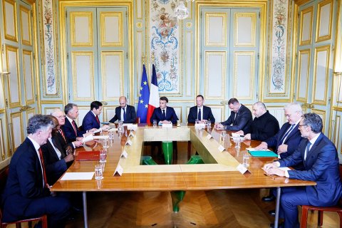 США предложили Европе для мирного урегулирования на Украине отменить санкции и признать российскими пять регионов