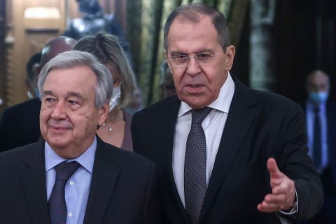 Лавров заявил, что глава ООН поддался давлению Запада