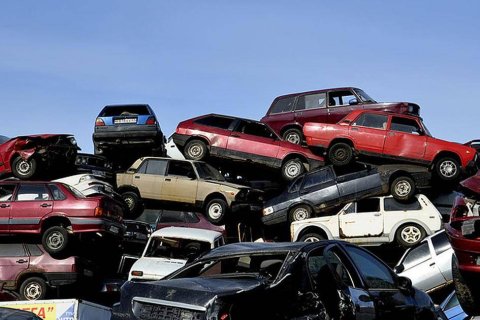 Депутаты Госдумы от КПРФ просят Мишустина спасти страну от утильсбора