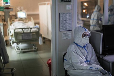 Число умерших от коронавируса в России превысило 19 тысяч человек