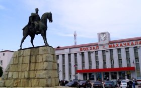 «Россети» объяснили перебои со светом в Дагестане неплатежами за электричество и незаконными подключениями к сети