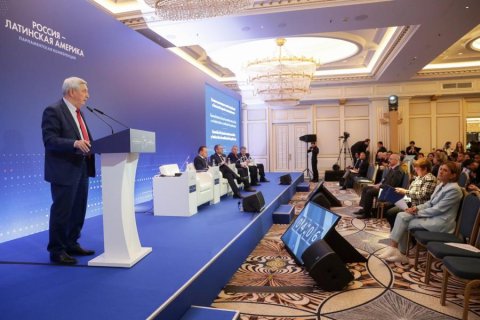 Иван Мельников: Развитие гуманитарных связей – в основе  всех остальных аспектов сотрудничества