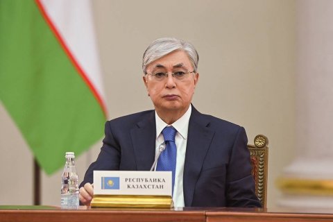 Президент Казахстана пообещал провести политические реформы и потребовал от богатых поделиться доходами с народом