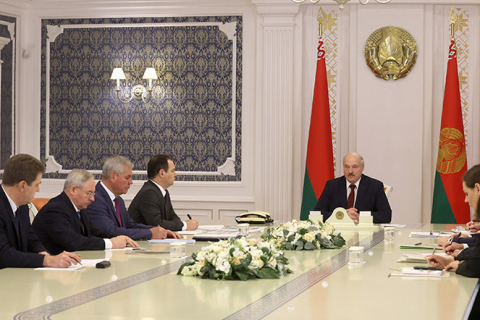 Лукашенко заявил, что Белоруссия начинает сталкиваться с террористическими угрозами