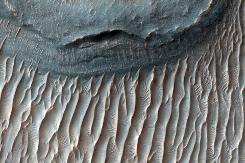 На Марсе нашли крупные залежи льда
