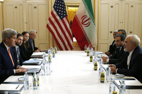 США вернули Ирану 400 млн долларов спустя 37 лет