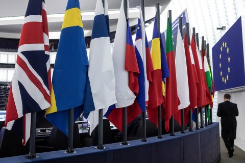 Лидеры стран Евросоюза согласовали новый пакет санкций против России 