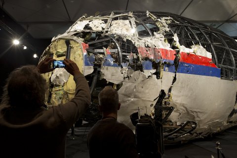 ВЦИОМ: россияне не верят в причастность России к крушению Boeing в Донбассе