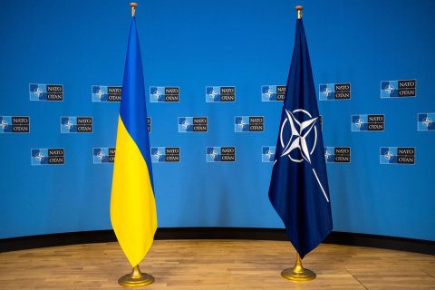 Семь стран НАТО выступают против вступления Украины в альянс