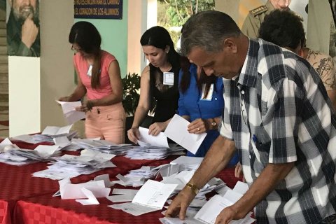 Народ Кубы на референдуме поддержал принятие новой Конституции. «Реставрации капитализма не произойдет»