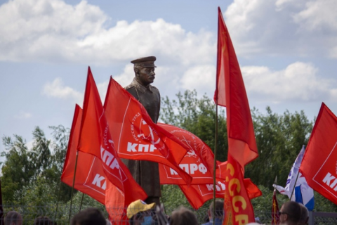 В Нижегородской области открыли памятник Сталину, как символу борьбы с коррупцией