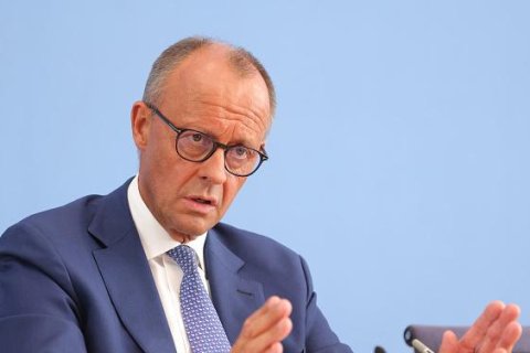 Будущий канцлер Германии Мерц призвал ВСУ к наступлению и удару по Крымскому мосту