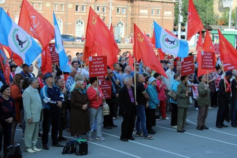 Всероссийскую акцию «За достойную жизнь. Против произвола «Единой России» первыми провели в Иркутске