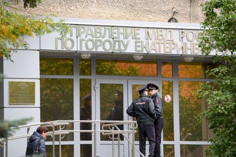 В Екатеринбурге ФСБ задержала бывшего главу отдела прослушки ГУ МВД по делу о подготовке убийства Ройзмана